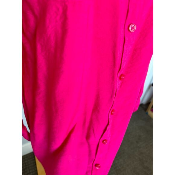 Van Heusen Bright Pink Button Down Shirt Light Fabric, Drapes Beautifully Size L - Picture 5 of 6